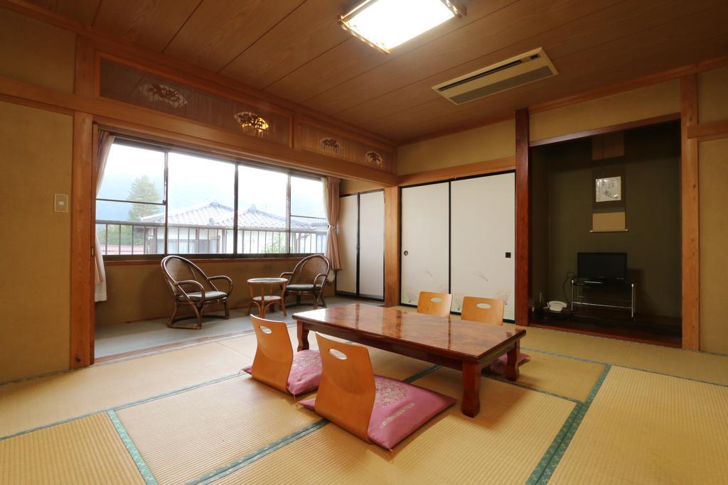 Nitaya Hotel Minakami Buitenkant foto